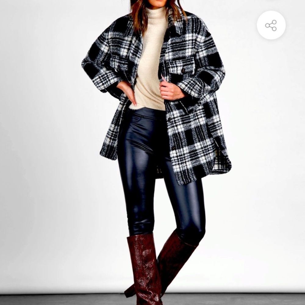 Sanctuary The Shacket Black & White Plaid Top Oversized - size Small